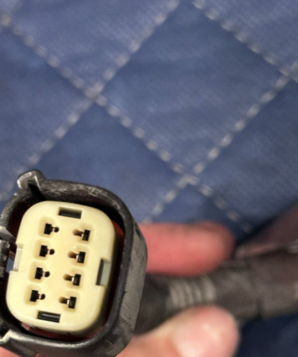 2017-2019 FORD F250 F350 REAR CAB THIRD BRAKE LIGHT W/ CAMERA & PIGTAIL OEM