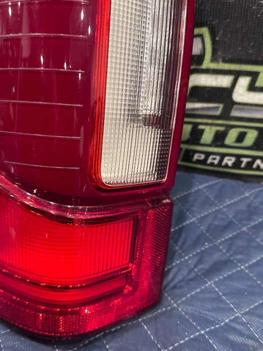 2020 2021 2022 FORD F250 F350 F450 LED TAIL LIGHT PAIR LEFT RIGHT W/ BLIND SPOT