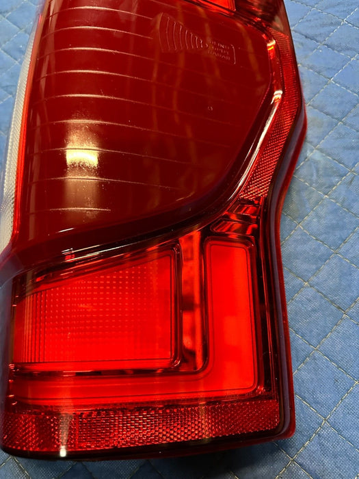 2020 2021 2022 FORD F250 F350 F450 PASSENGER RIGHT LED BLISS TAILLIGHT OEM