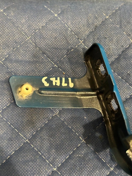 2015-2020 BMW M4 F82 FRONT LEFT FENDER MOUNTING BRACKETS (3) 41 35 8 055 703