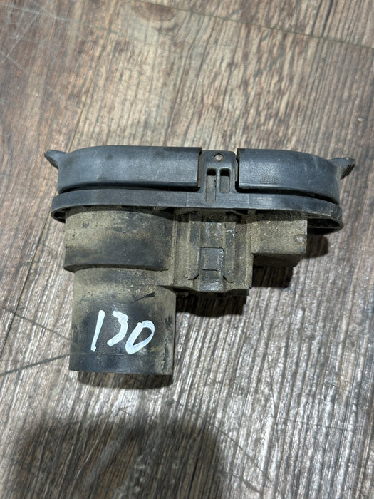 2017-2019 FORD F250 F350 F450 REAR BUMPER TRAILER TOW PLUG CONNECTOR OEM