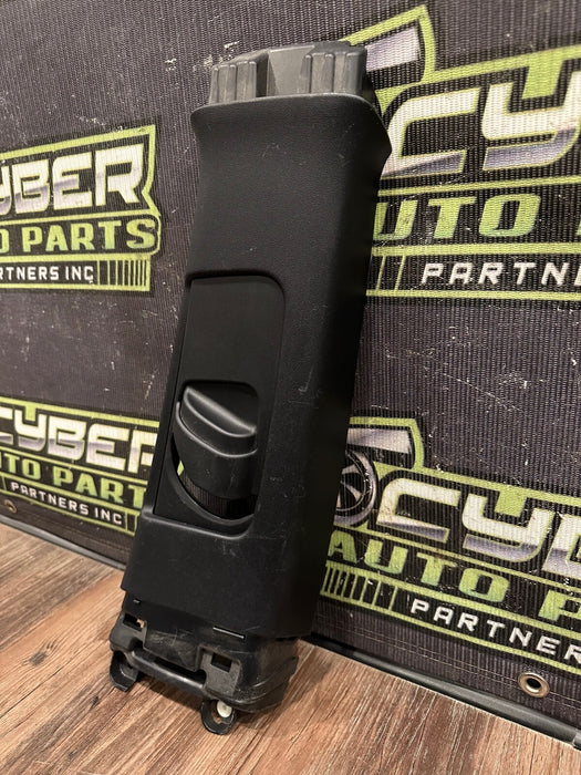2014 LEXUS CT200H PASSENGER RIGHT UPPER B PILLAR TRIM PANEL OEM *SCUFFS*