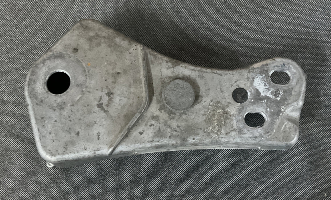 2018-2021 MERCEDES E63S AMG OEM REAR LEFT SUSPENSION CROSSMEMBER STOP 2133204801