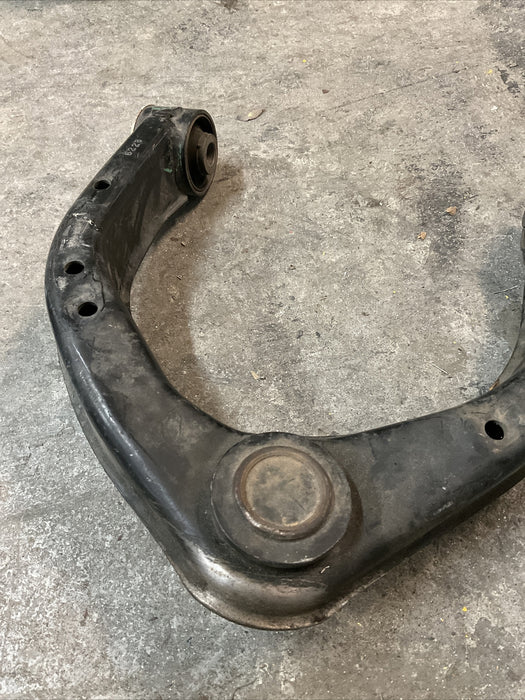 2016-2019 NISSAN TITAN XD 5.0 CUMMINS FRONT LEFT UPPER CONTROL ARM UCA OEM