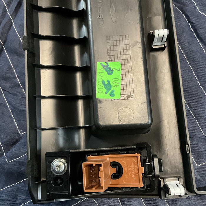 2018 Nissan Titan XD Seat Heating/Cooling Switch W/ Storage Bezel 96988 EZ40A