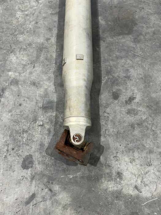 2015 DODGE RAM 2500 ALUMINUM REAR 4X4 DRIVE SHAFT OEM 68241637