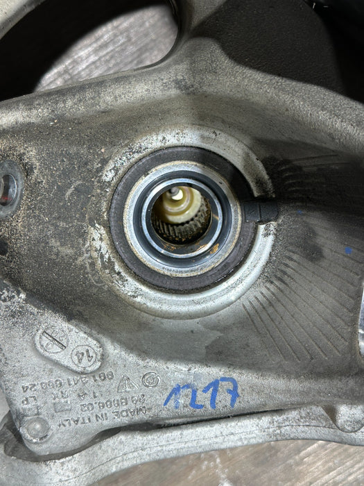 2014 PORSCHE 911 TURBO S 991 FRONT RIGHT HUB KNUCKLE SPINDLE OEM