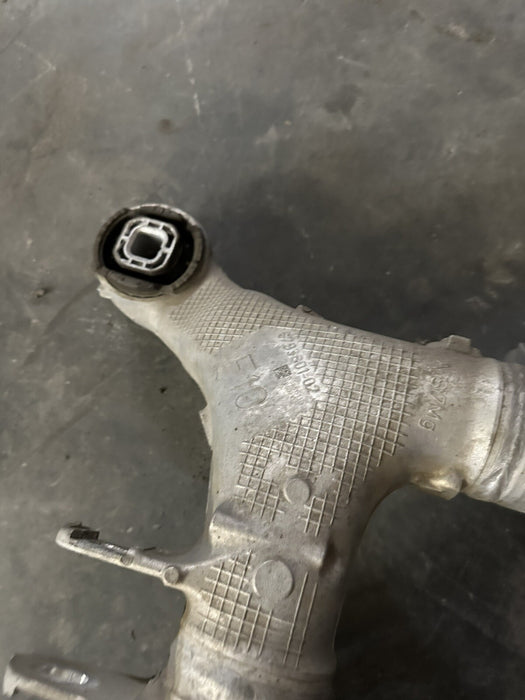 2011 BMW 550i F10 5 SERIES 4.4L REAR SUBFRAME CRADLE CROSSMEMBER 6793803