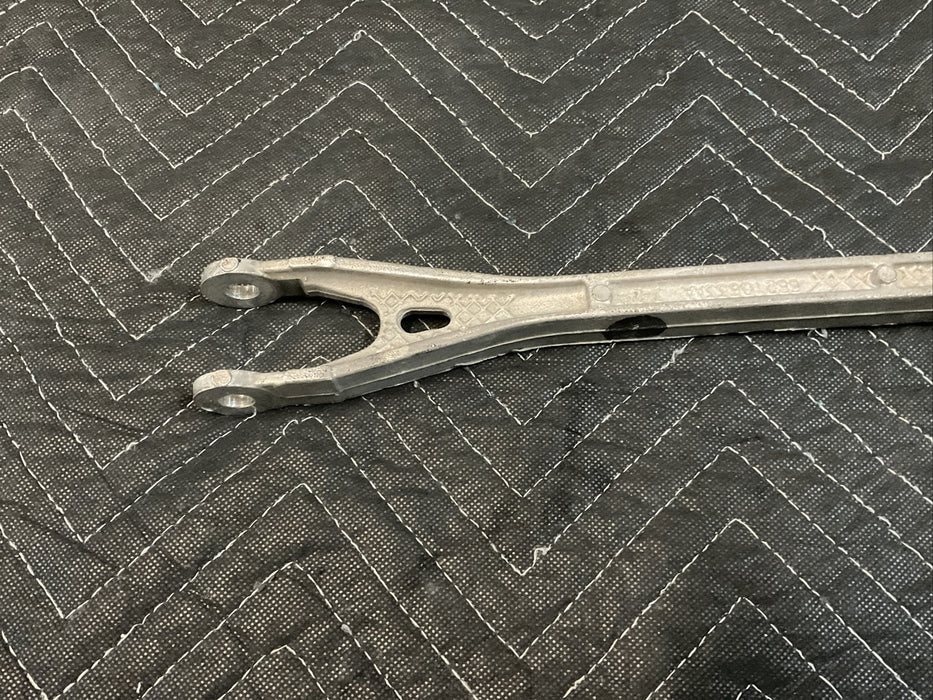 2016 DODGE CHALLENGER HELLCAT REAR RIGHT SIDE CONTROL ARM OEM 68210633AA