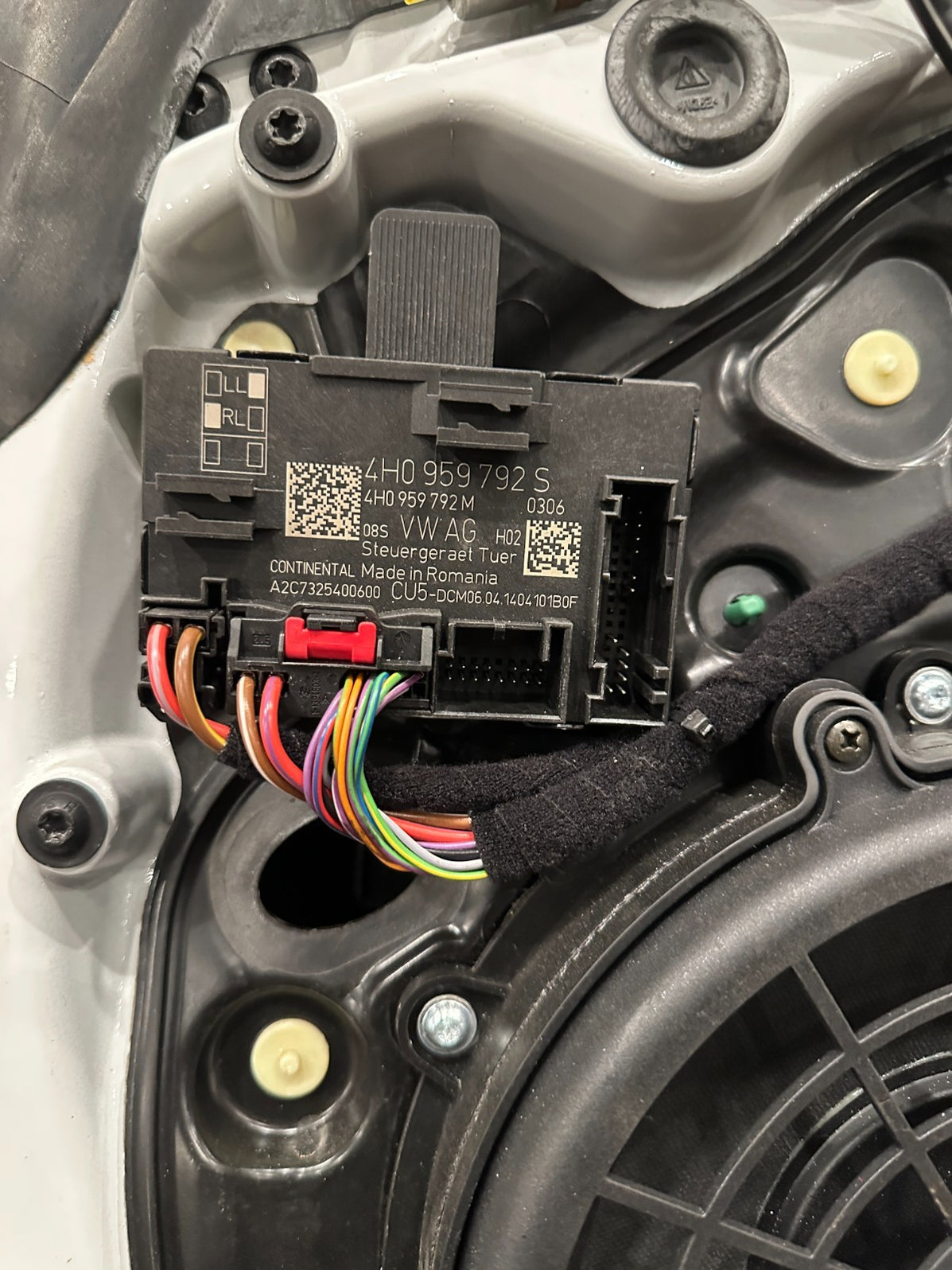 2014 PORSCHE 911 TURBO S PASSENGER RIGHT WHITE DOOR SHELL OEM *RESIDUE