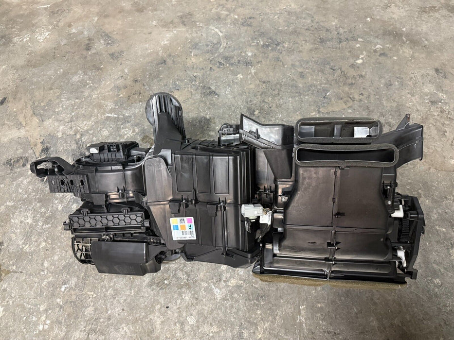 2017-2019 FORD F350 F450 DIESEL 6.7L HEATER CORE BOX HVAC OEM GL3H-19B555-FR