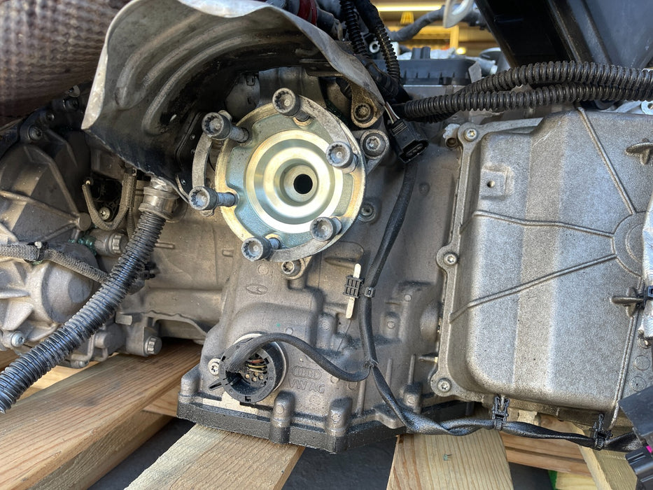 2021 AUDI R8 5.2L V10 ENGINE 7 SPEED S-TRONIC TRANSMISSION 14K MILES