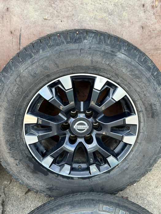 2017 NISSAN TITAN XD PRO 4X 275/65 R18 ALLOY WHEEL RIM TIRE SET OEM *FLAWS 5,8,9
