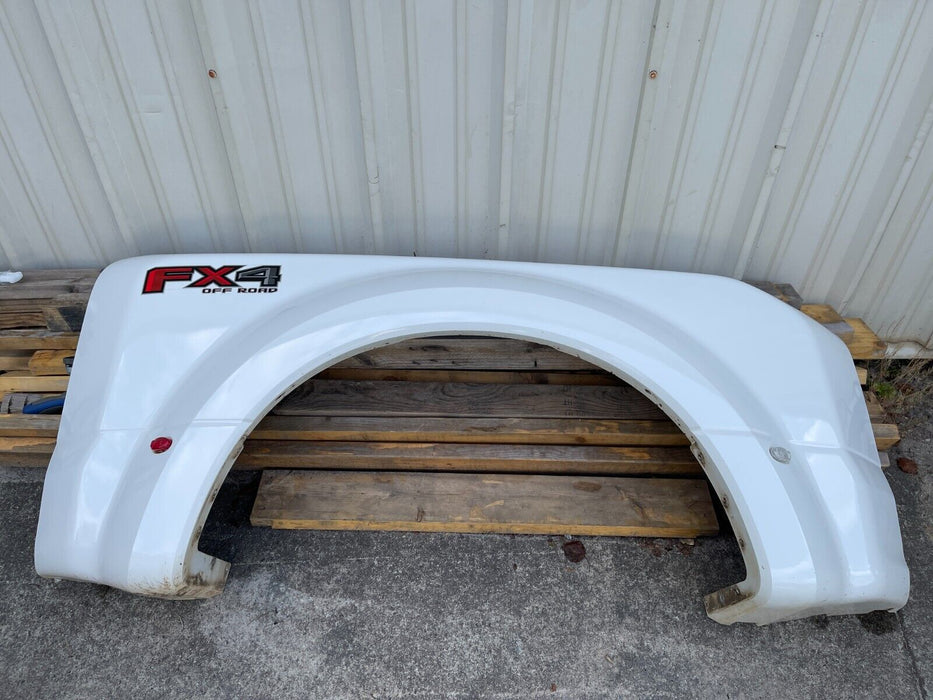 2020-2022 FORD F350 F450 RIGHT DUALLY BED SIDE FENDER FLARE STAR WHITE *AZ* OEM