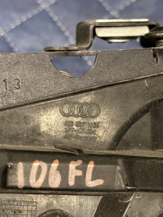 2014 AUDI R8 SPYDER FRONT DRIVER LEFT BRACKET PIECE OEM 420 807 183 A