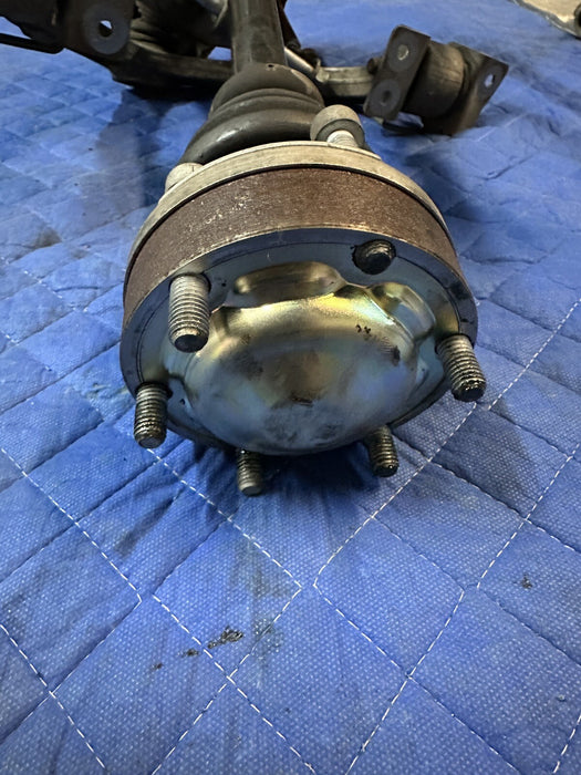 2012 AUDI R8 4.2L V8 OEM REAR LEFT DRIVER SUSPENSION KNUCKLE CONTROL ARM W/ AXLE