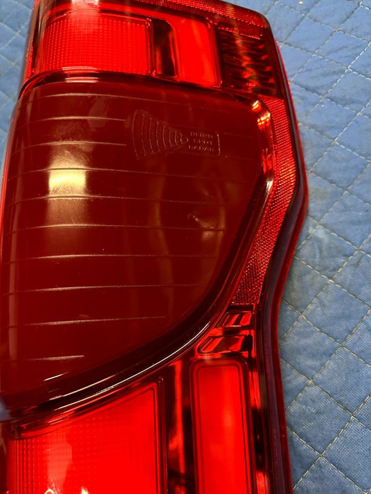 2020 2021 2022 FORD F250 F350 F450 PASSENGER RIGHT LED BLISS TAILLIGHT OEM