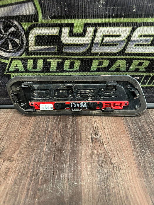 2022 DODGE RAM 3500 HEAVY DUTY RIGHT FENDER EMBLEM BADGE OEM