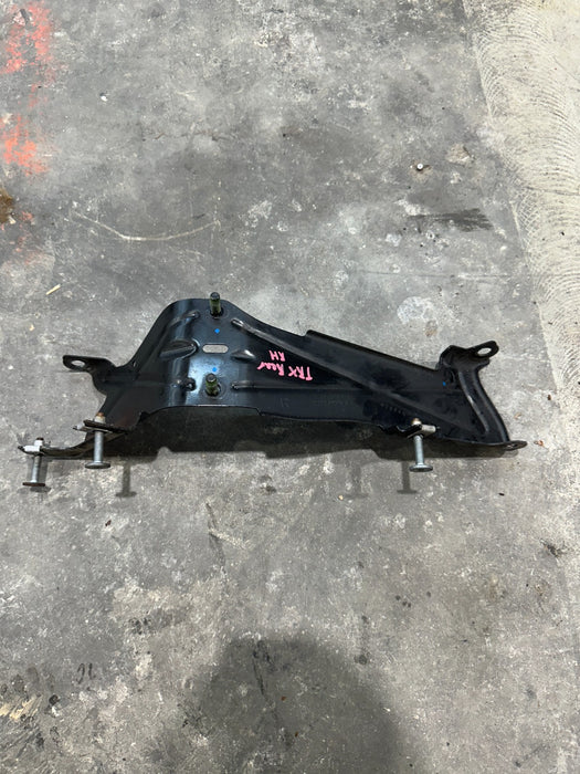2022 DODGE RAM TRX 1500 REAR RIGHT SUPPORT BRACKET OEM 68310061