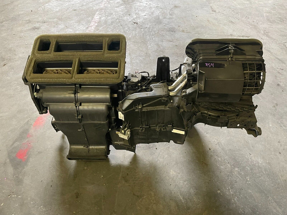 2019 FORD F250 F350 6.7L DIESEL LIMITED HVAC HEATER CORE BOX W MOTOR OEM