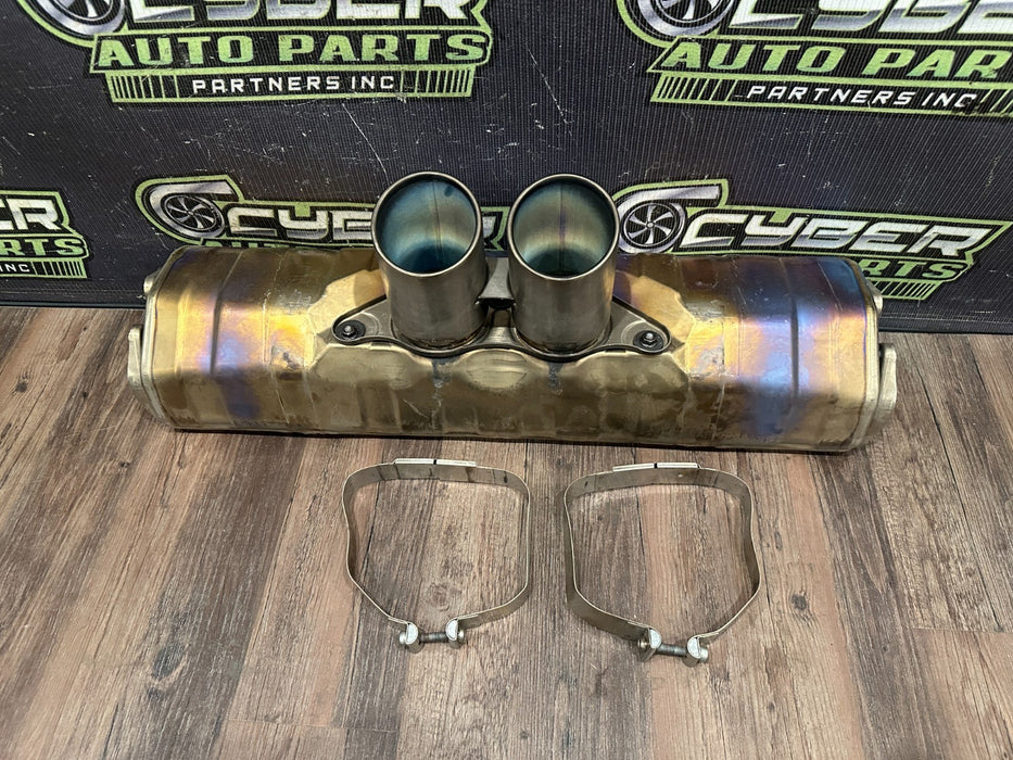 2017 2018 2019 PORSCHE 911 GT3 CENTER EXHAUST MUFFLER W/ TIPS OEM 991 111 027 90