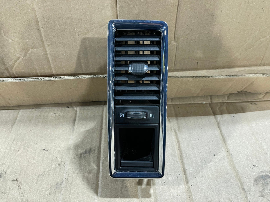 2017 DODGE RAM 2500 3500 LARAMIE RIGHT SIDE VENT W/ STORAGE OEM