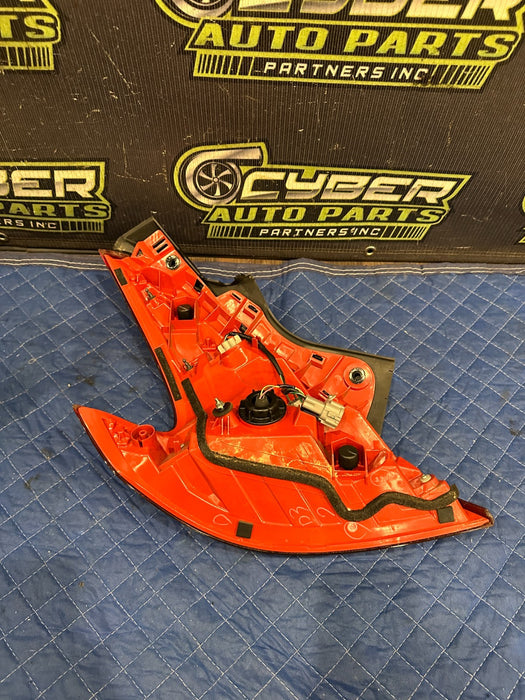 2013 NISSAN 370Z PASSENGER RIGHT LED TAIL LIGHT OEM