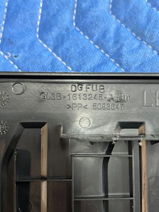 2017-2019 FORD F250 F350 BLACK REAR LEFT DRIVER KICK PLATE OEM *SCUFFS*