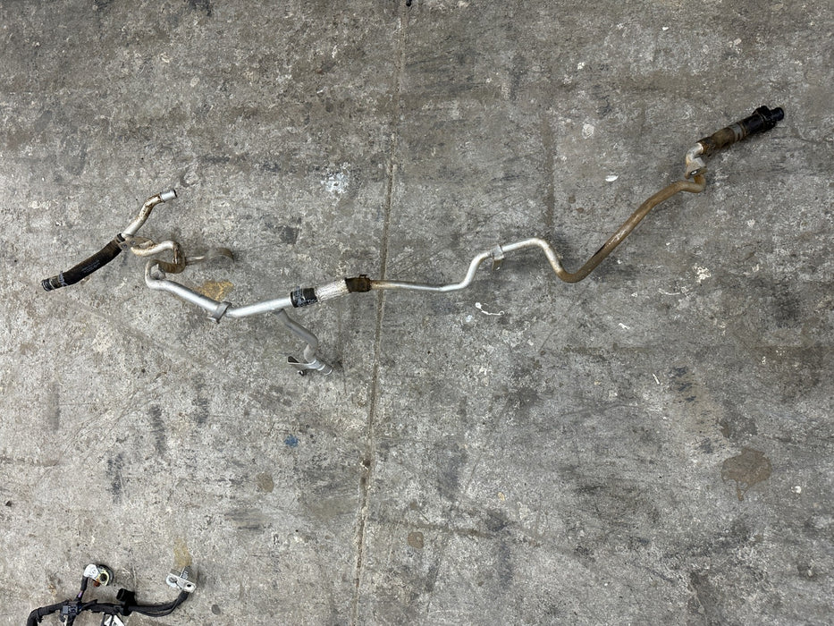 2014 AUDI R8 V10 REAR RIGHT COOLANT PIPE HOSE 420 121 085 B 420 121 481 C OEM