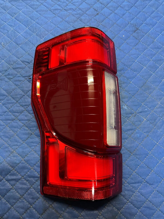 2020 2021 2022 FORD F250 F350 F450 DRIVER LEFT LED BLISS TAILLIGHT OEM