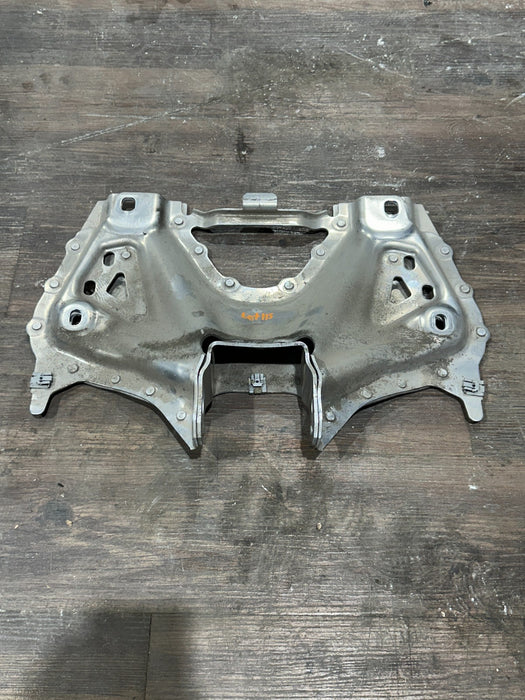 2014 PORSCHE 911 TURBO S 991 REAR TRANSMISSION MOUNT CROSSMEMBER BRACKET OEM