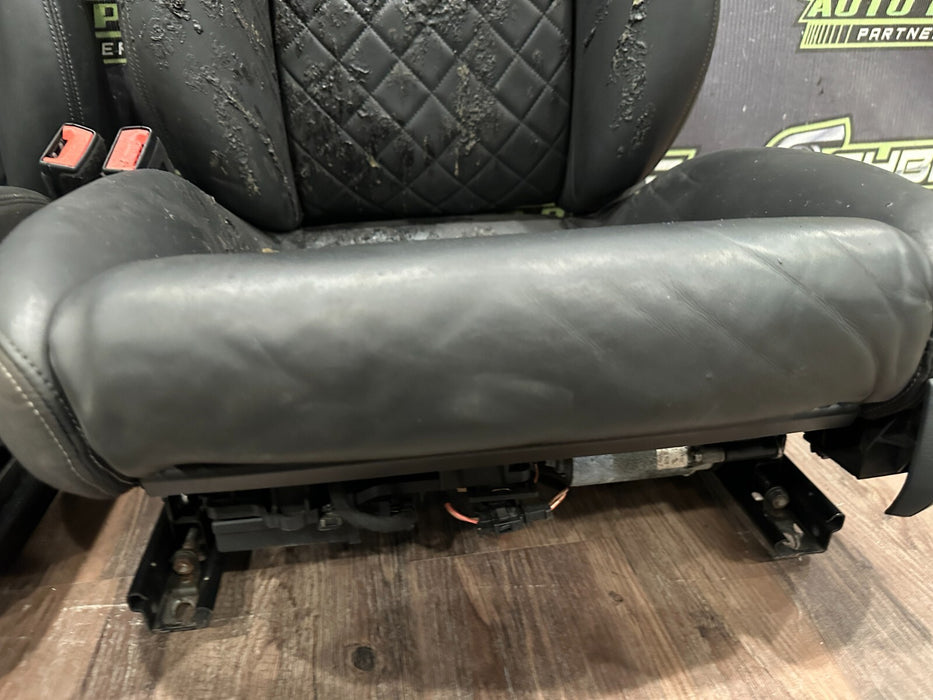 2017 2021 AUDI R8 PLUS OEM GENUINE DIAMOND STITCHED LEFT RIGHT SEATS ~DAMAGE~