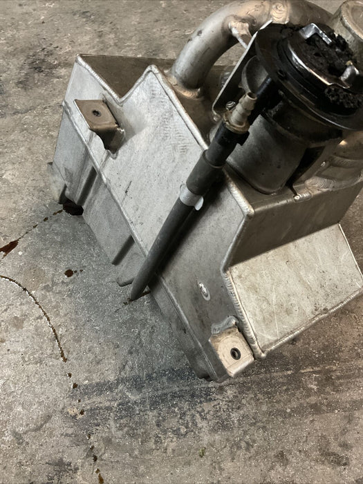 2017 AUDI R8 OEM OIL RESERVOIR TANK DRY SUMP CONTAINER 4S0115373F ~NO LEAKS~