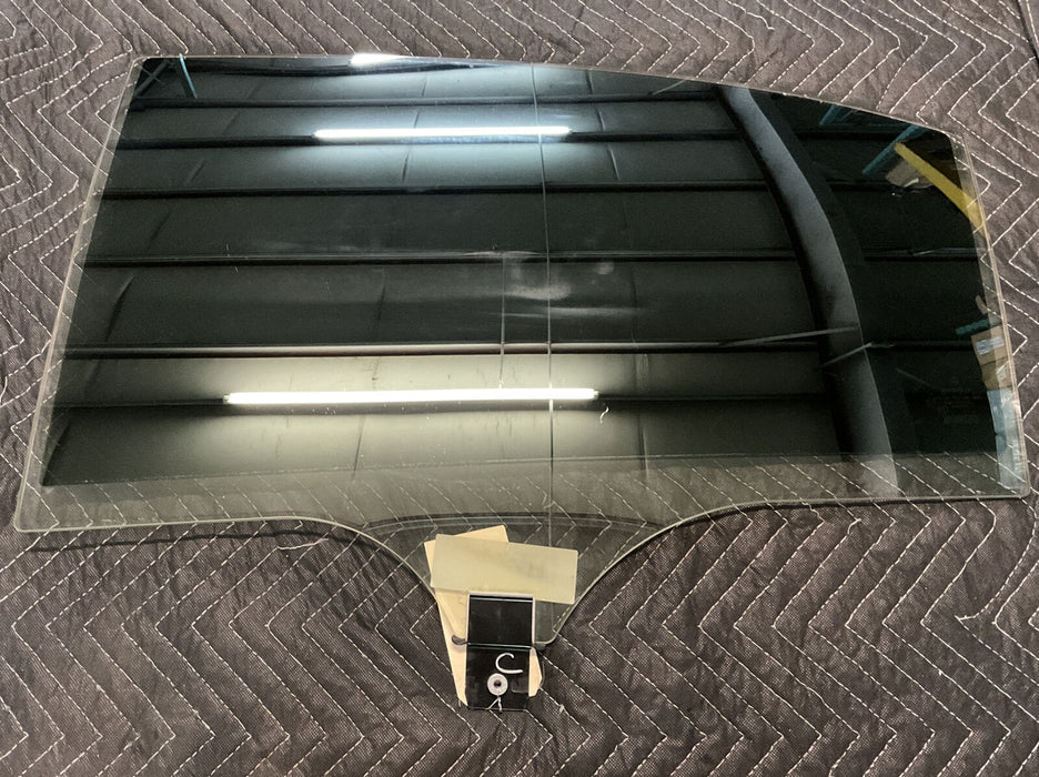 2014 MERCEDES S550 REAR LEFT TINTED WINDOW DOOR GLASS OEM