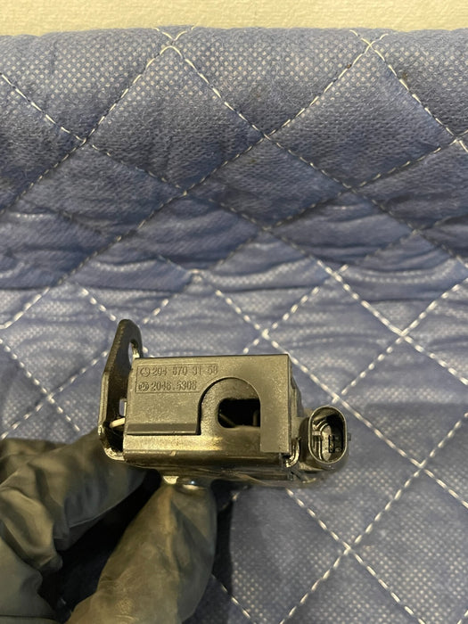 2017 MERCEDES-BENZ C63 AMG CABRIOLET LEFT HOOD LATCH LOCK ASSEMBLY OEM