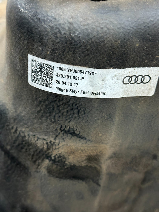 2014 AUDI R8 OEM LEFT RIGHT FUEL GAS TANK 420 201 021 P 420 201 022 P