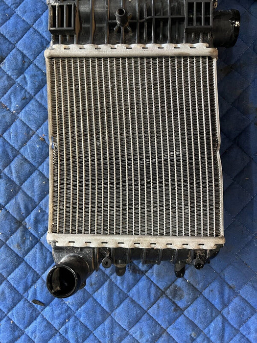 2012 AUDI R8 FRONT CENTER RADIATOR 420121254B ~MINOR COSMETIC DAMAGE~