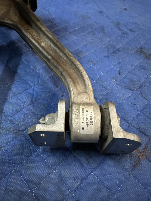 2012 AUDI R8 4.2L V8 OEM REAR LEFT DRIVER SUSPENSION KNUCKLE CONTROL ARM W/ AXLE