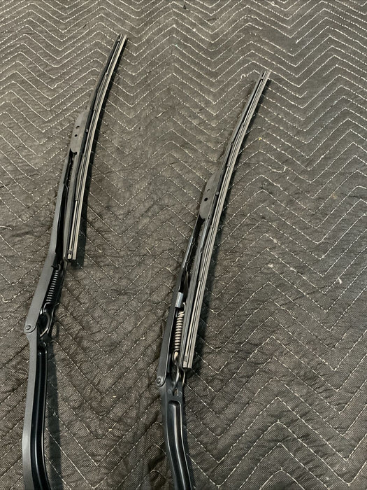 2016 NISSAN 370Z CONVERTIBLE WINDSHIELD WIPERS PAIR OEM 2009-2020