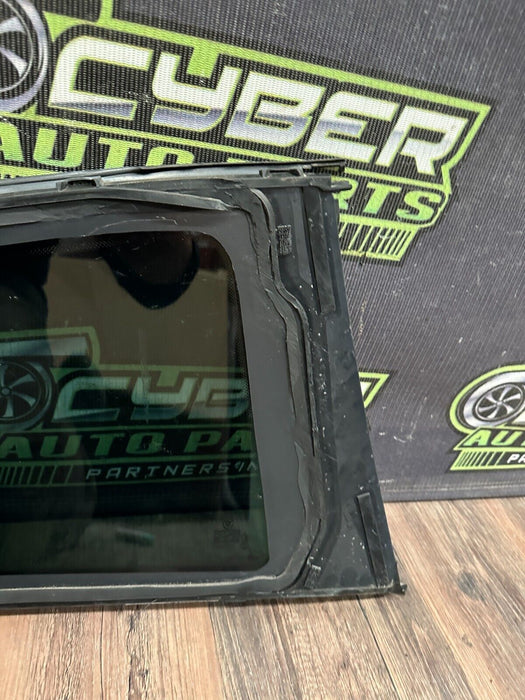 2015-2020 BMW 4 SERIES M4 F82 REAR DRIVER LEFT QUARTER PANEL GLASS WINDOW OEM