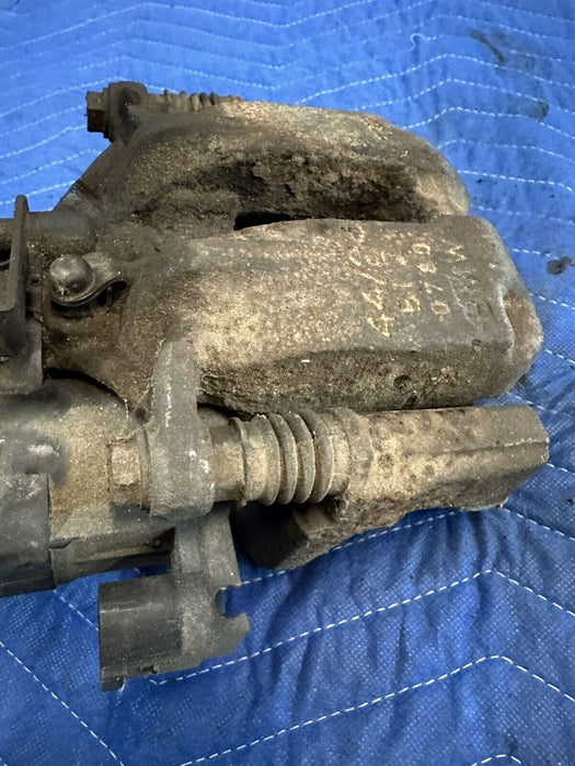 2011 BMW 550i F10 XDRIVE REAR LEFT DRIVER BRAKE CALIPER OEM 6793047