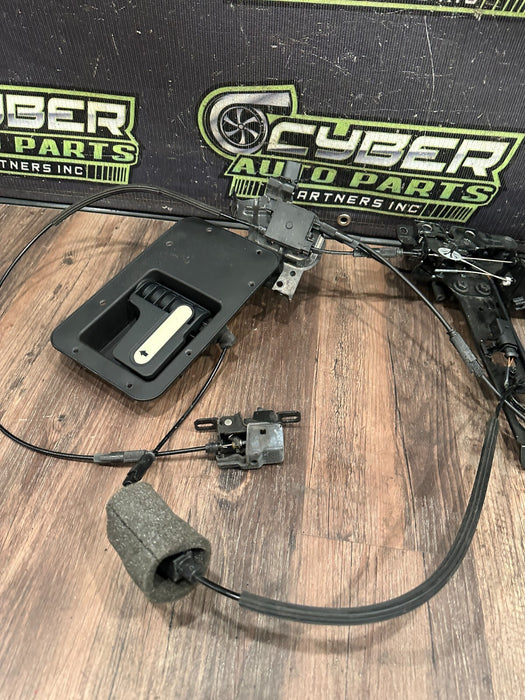 2021 AUDI R8 HOOD LATCH RELEASE CABLE ASSEMBLY OEM