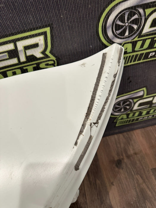 2017-2018 AUDI R8 SPYDER REAR PASSENGER QUARTER PANEL METALLIC WHITE *DAMAGE*