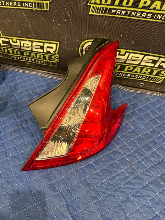2013 NISSAN 370Z PASSENGER RIGHT LED TAIL LIGHT OEM