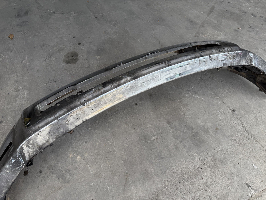 2015 RAM 2500 FRONT BUMPER COVER OEM GENUINE CHROME