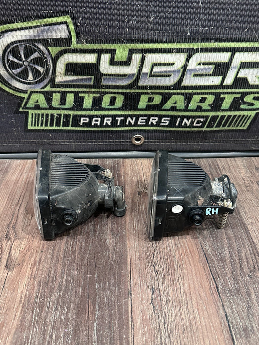 2015-2019 FORD F-150 LEFT RIGHT FOG LIGHT LAMP OEM *LENS SCRATCHED UP*