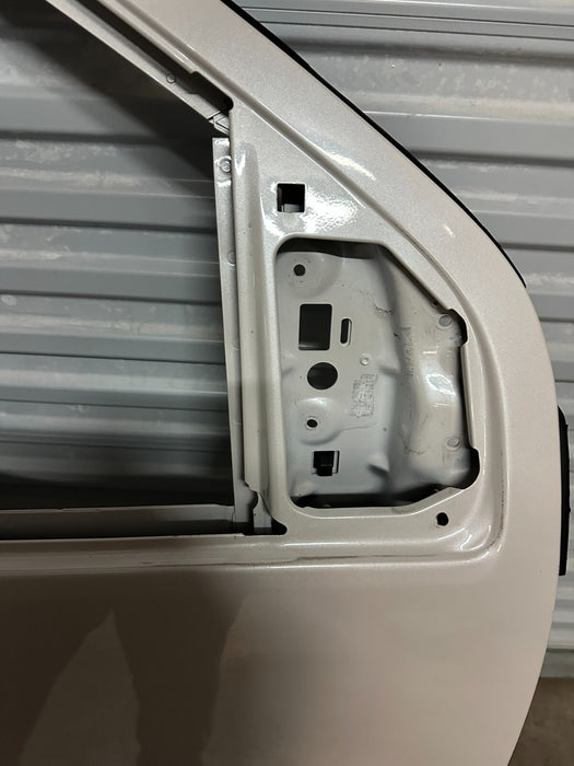 2017-2019 FORD F250 F350 F450 LIMITED FRONT RIGHT DOOR SHELL OEM (PAINT CODE:UG)