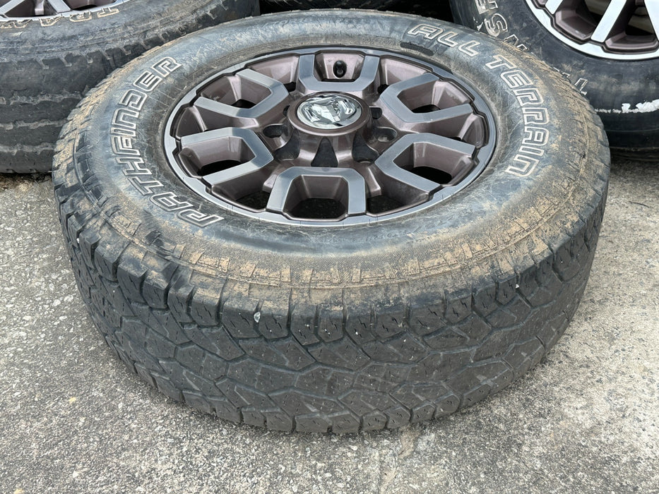 2022 DODGE RAM 2500 3500 SRW WHEELS RIMS TIRES 275/70 R18 OEM