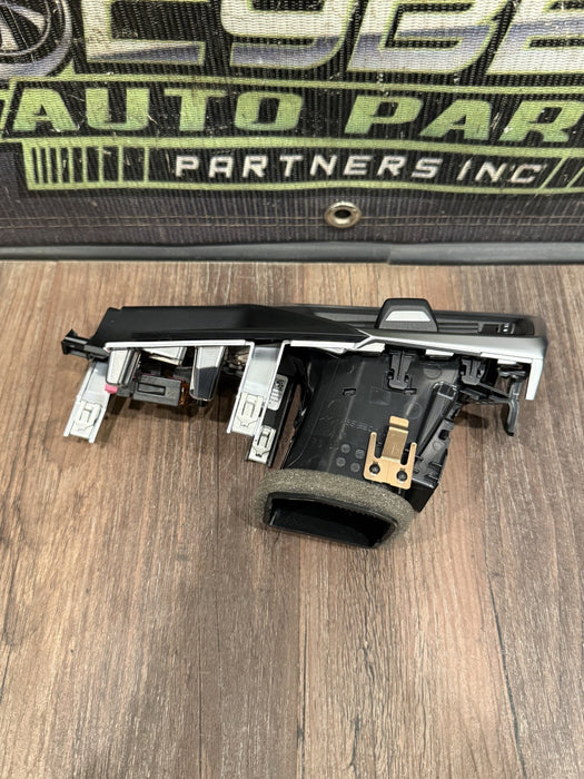 2024 BMW M3 M4 G80 G82 DRIVER LEFT AIR VENT TRIM OEM 6805796