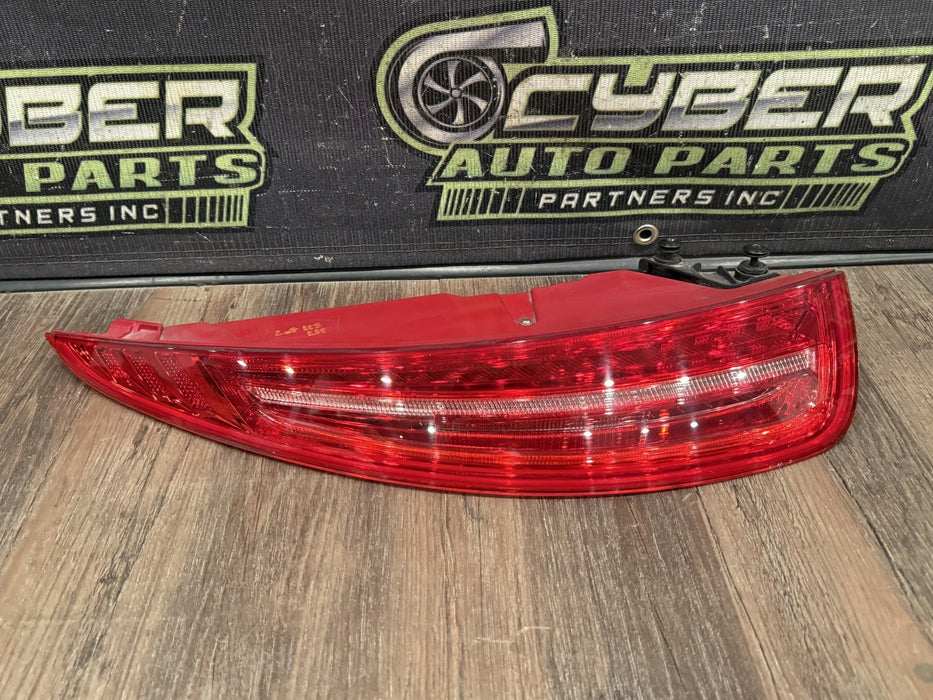 2014 PORSCHE 911 TURBO S 991 DRIVER LEFT TAIL LIGHT OEM